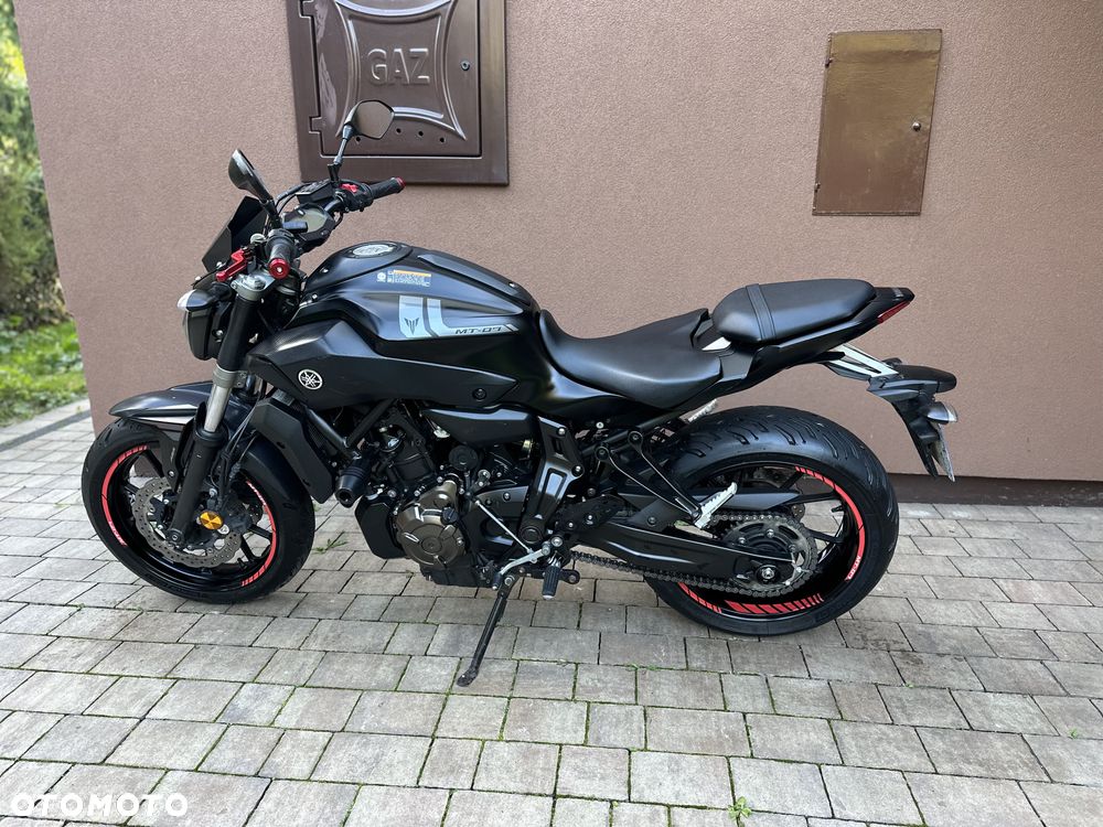 Yamaha MT - 20