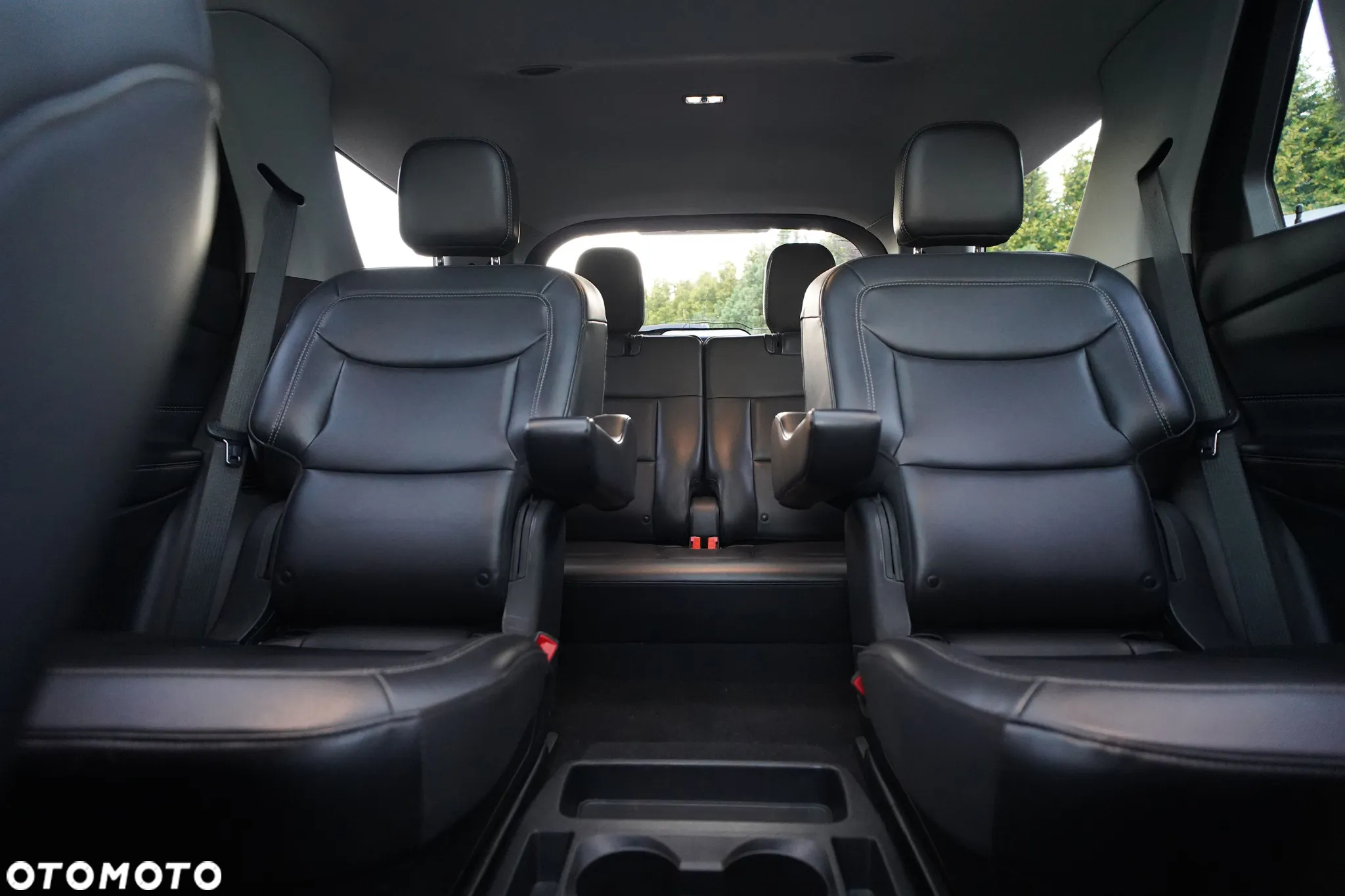 Ford Explorer - 8