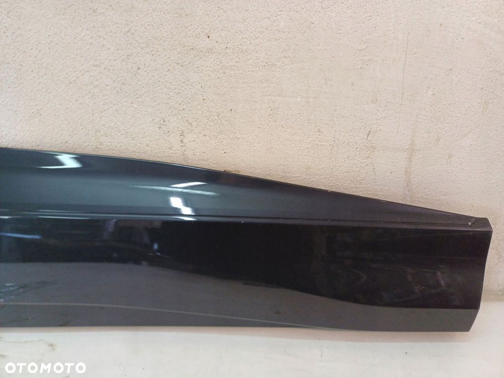 listwa drzwi prawy przód przednia prawa audi q4 e-tron 21- - 5