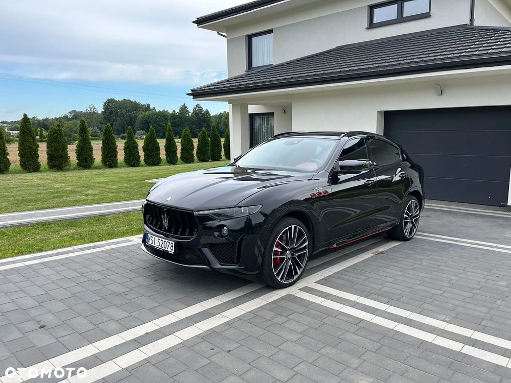 Maserati Levante Trofeo - 13
