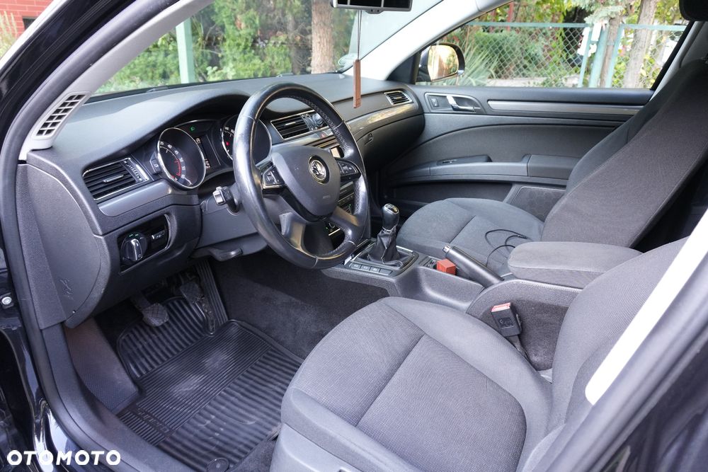 Skoda Superb 1.6 TDI Comfort / Active Greenline - 5