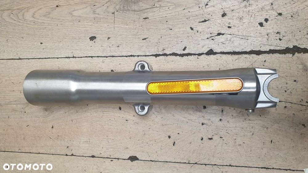 Goleń prawy Harley Davidson Fat Boy Heritage 45915-08 - 2