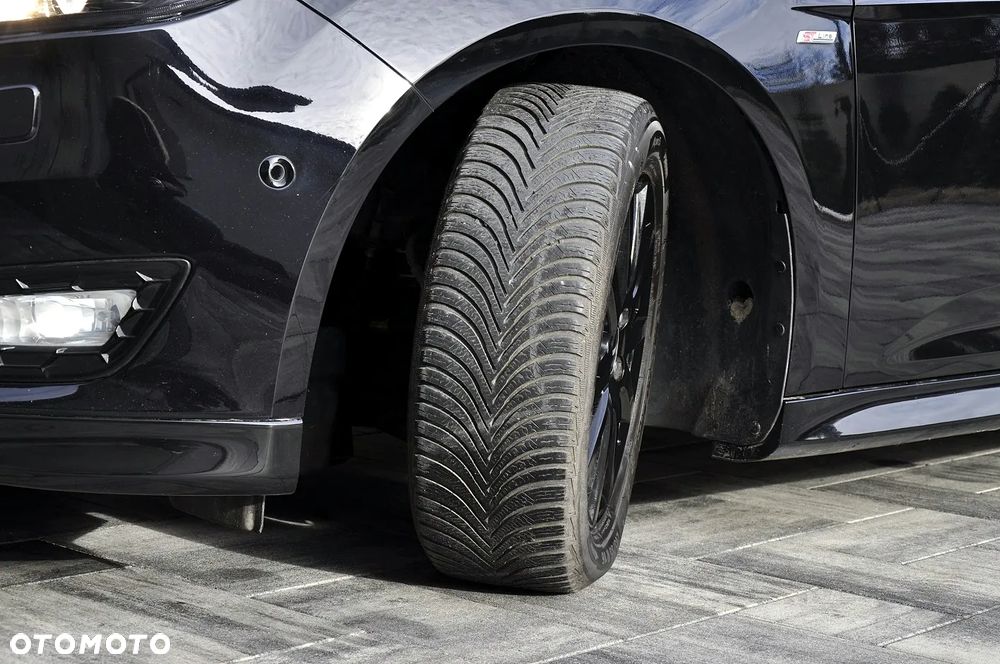 Ford Focus 1.0 EcoBoost Start-Stopp-System ST-LINE STYLE - 38