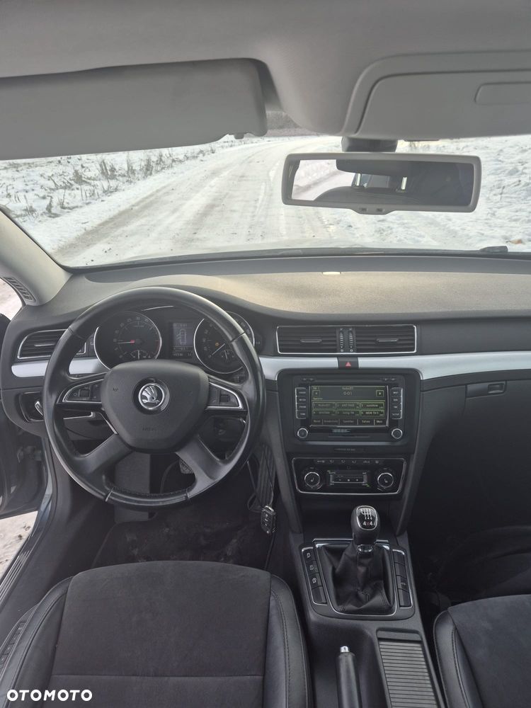 Skoda Superb 2.0 TDI Green tec 4x4 Exclusive - 14