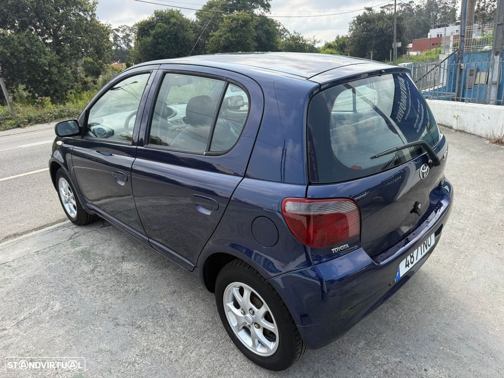 Toyota Yaris 1.0 Base - 5