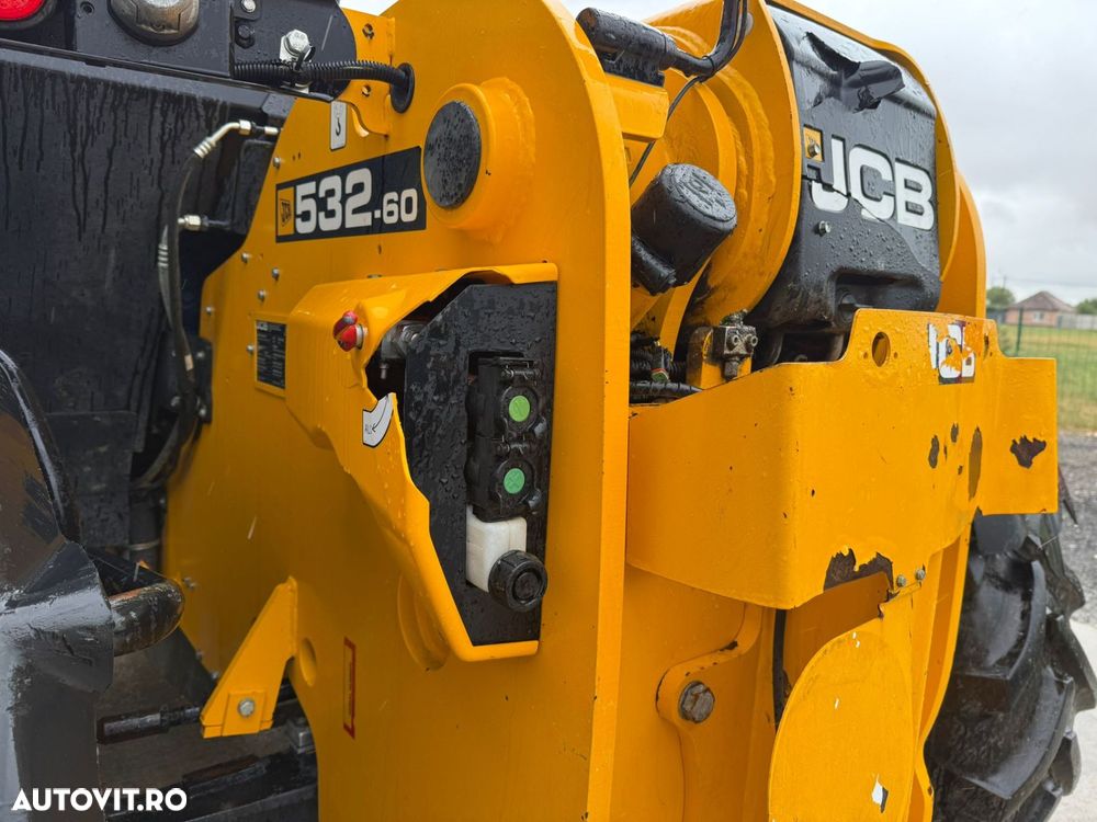 JCB 532-60 AgriSuper Chariot Telescopic - 8