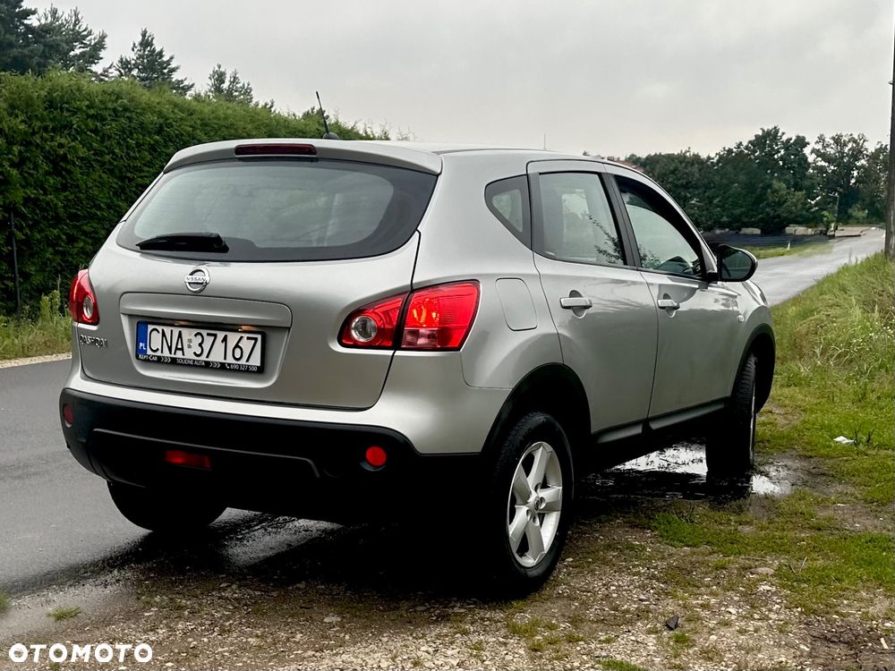 Nissan Qashqai 1.6 visia - 13