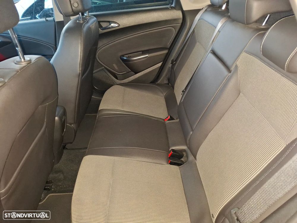 Opel Astra 1.4 Cosmo - 6