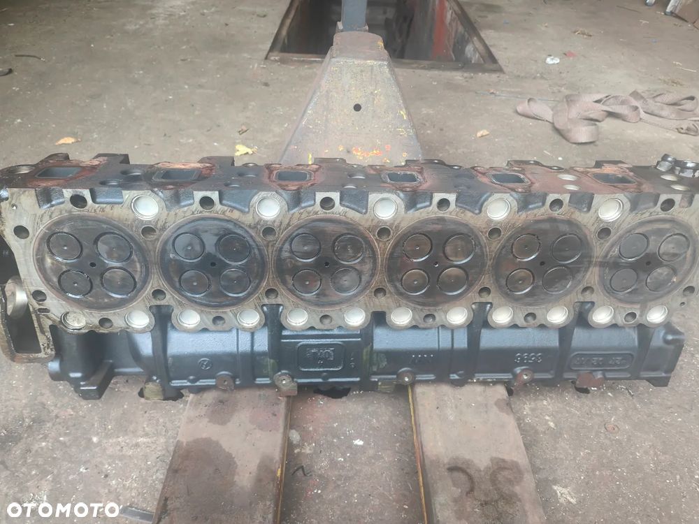 Głowica MAN TGX Euro 6 - 3