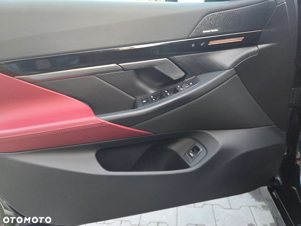 BMW Seria 5 520d xDrive mHEV M Sport - 12