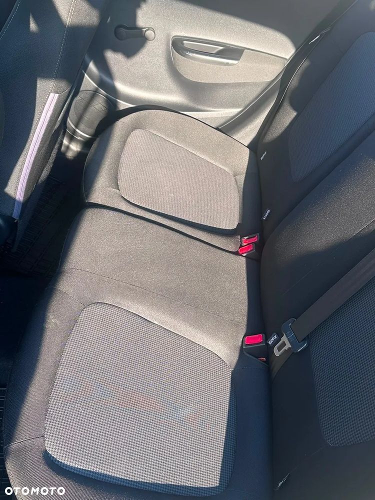 Hyundai i20 - 8