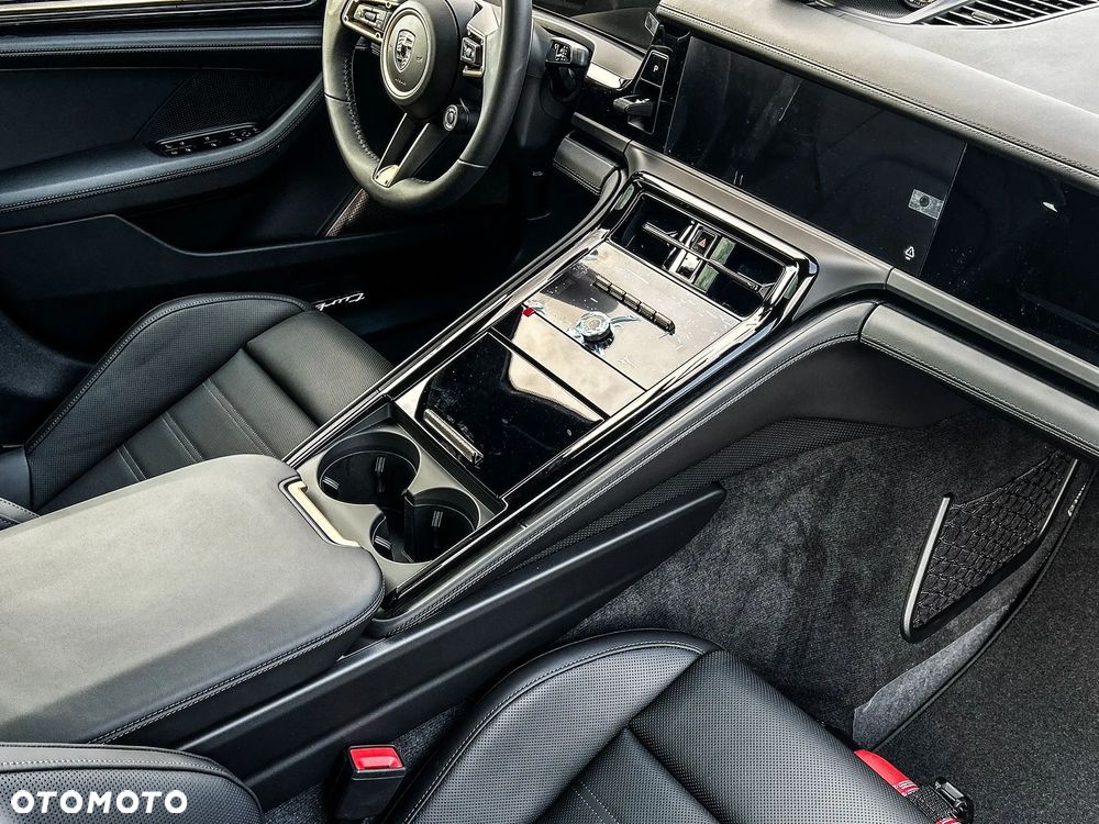 Porsche Panamera Turbo E-Hybrid PHEV - 18