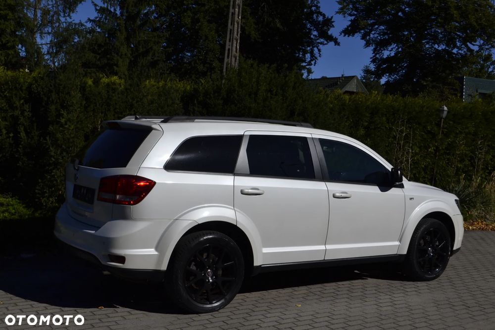 Fiat Freemont 2.0 Multijet Black Code AWD - 5