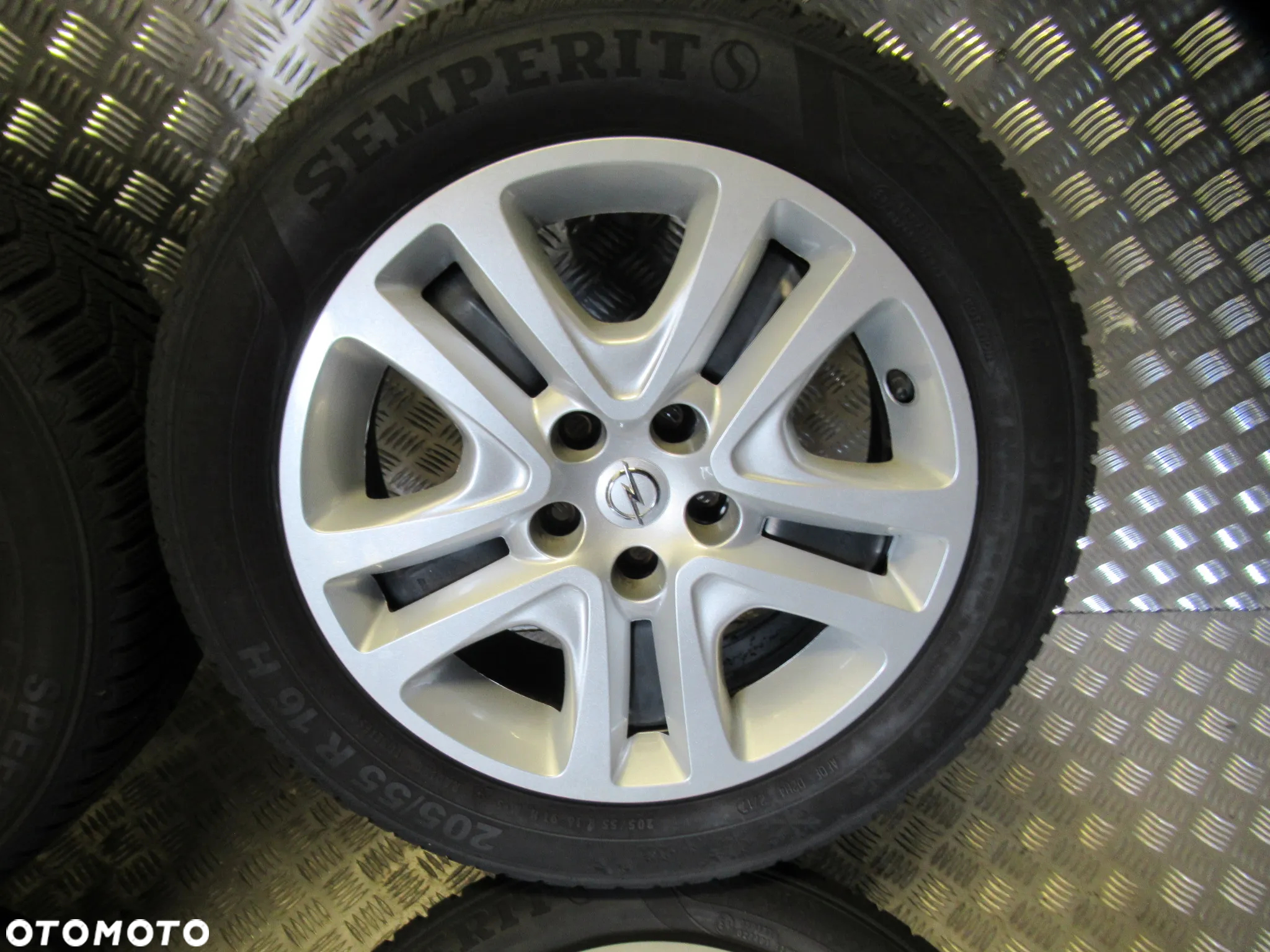 Koła Opel Astra J K 6,5Jx16 et41 5x105 CZUJNIKI - 2