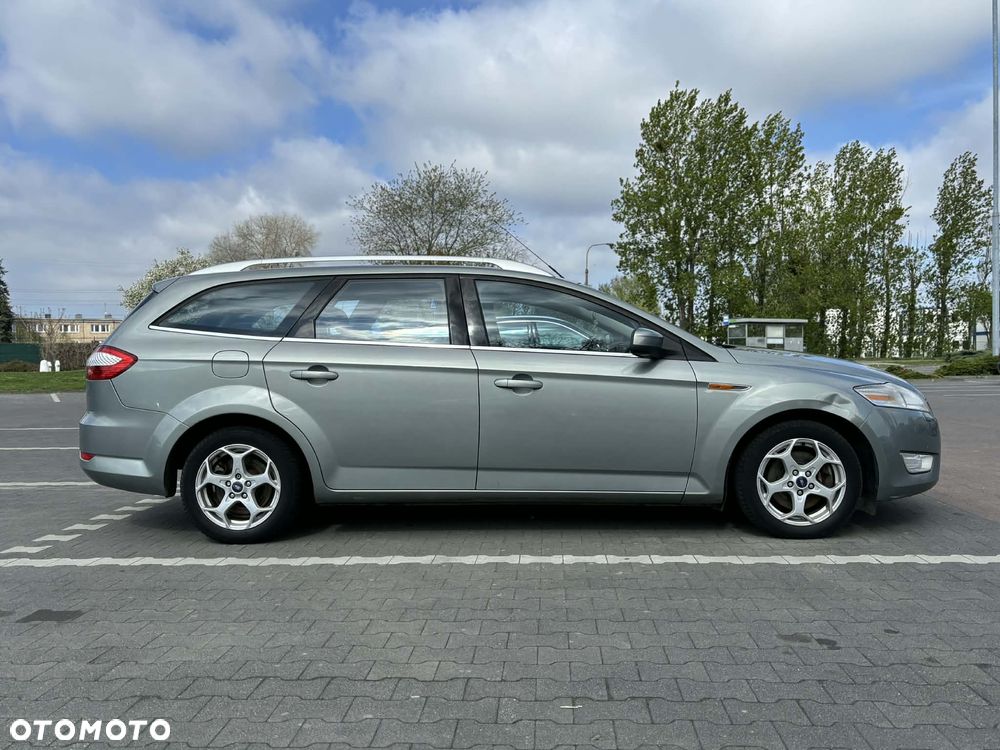 Ford Mondeo 2.0 Titanium - 2