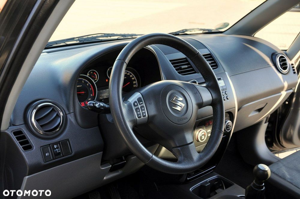 Suzuki SX4 - 23