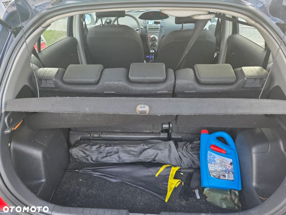 Toyota Yaris 1.33 Luna - 9