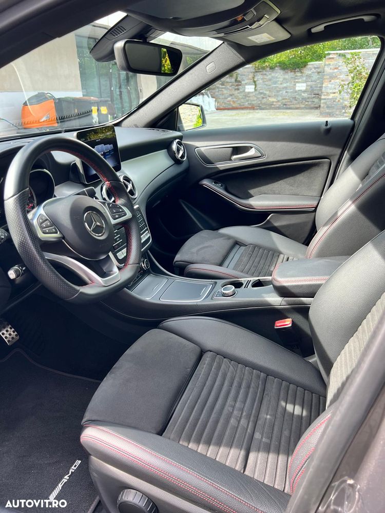 Mercedes-Benz GLA 250 4MATIC 7G-DCT AMG Line - 16