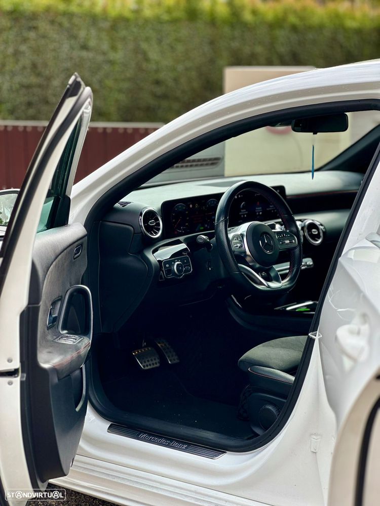 Mercedes-Benz A 250 Limousine e 8G-DCT AMG Line - 6