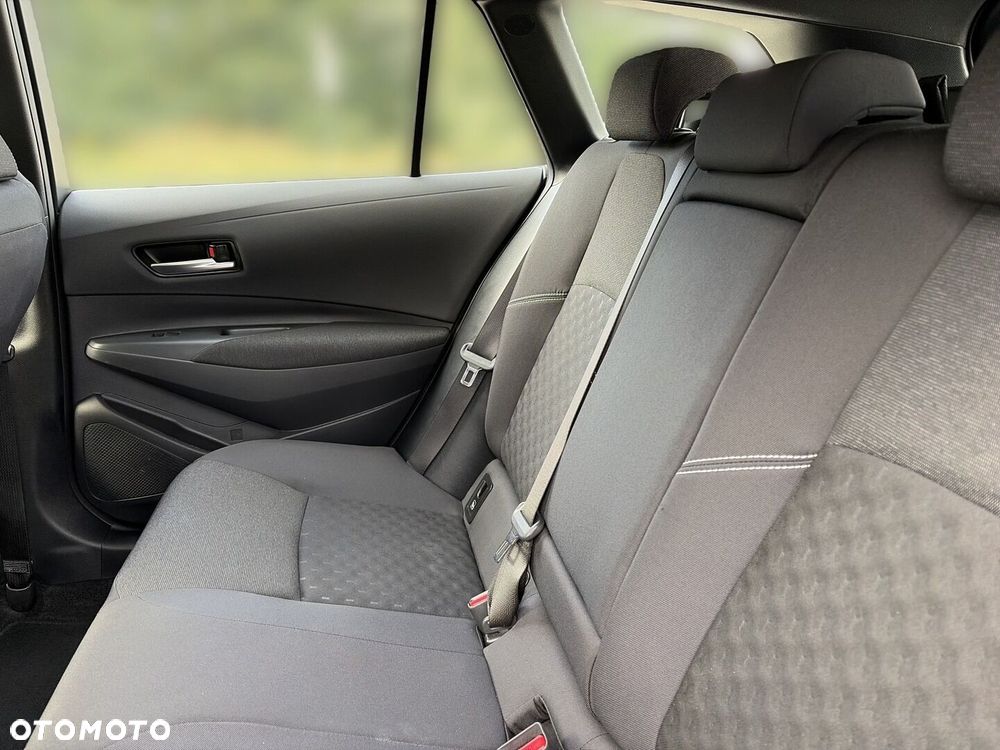 Toyota Corolla 2.0 Hybrid Comfort - 16