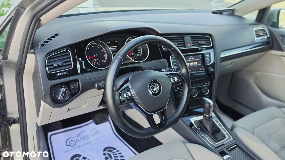 Volkswagen Golf 1.4 TSI BMT Highline DSG - 11