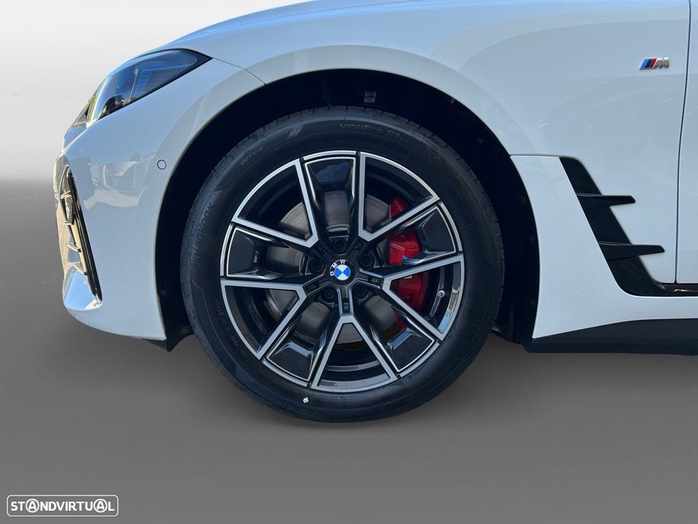 BMW i4 eDrive40 - 14
