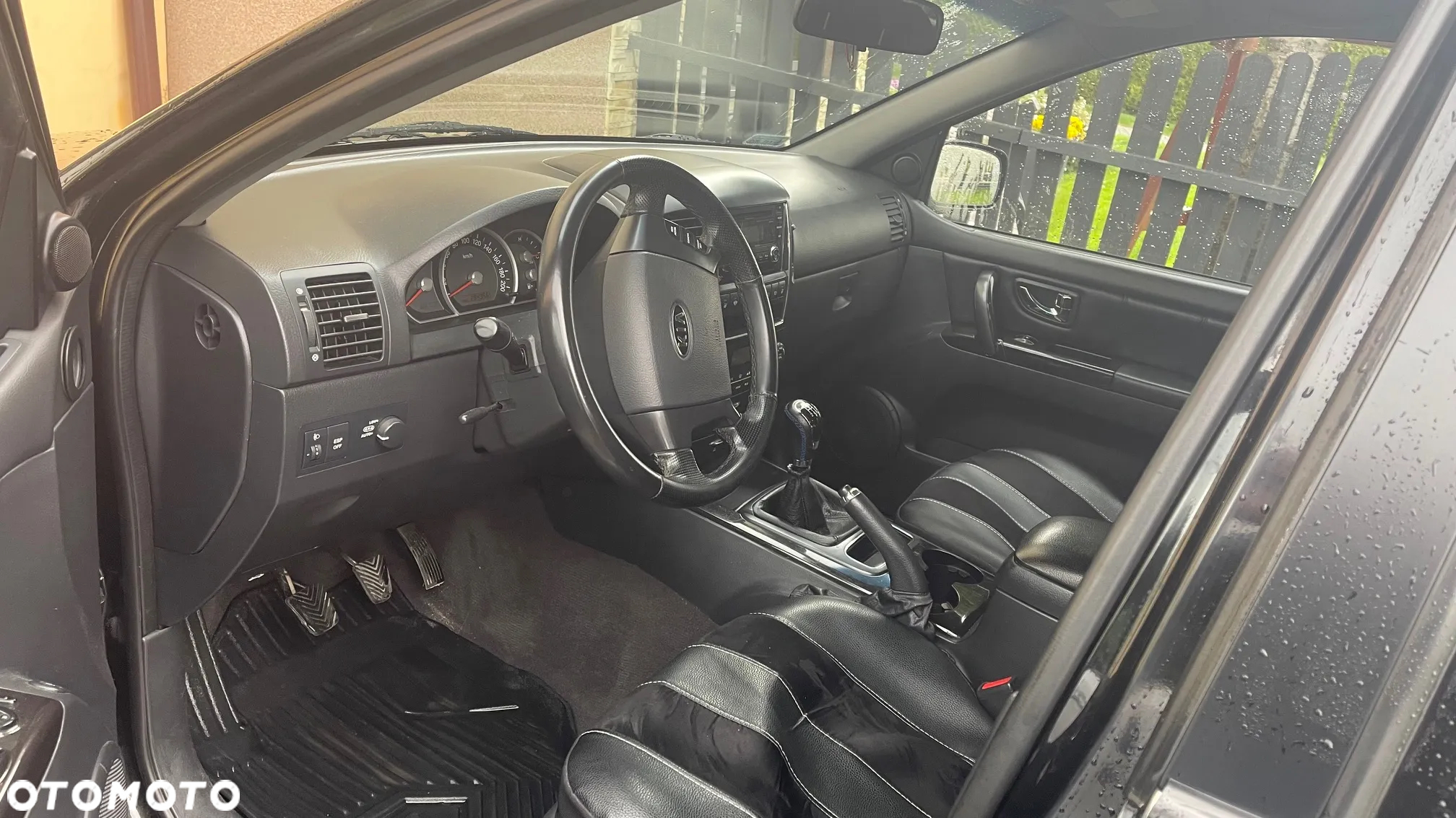 Kia Sorento - 10