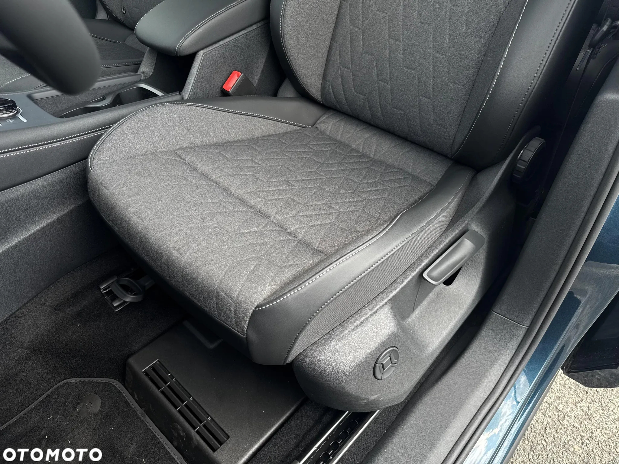 Volkswagen Tayron 1.5 TSI eHybrid PHEV Elegance DSG - 12