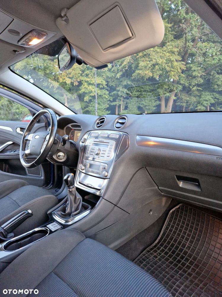 Ford Mondeo 2.0 Titanium - 21