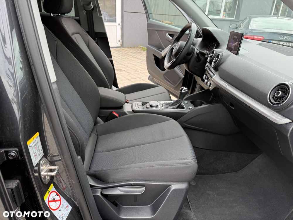 Audi Q2 35 TFSI S tronic design - 18