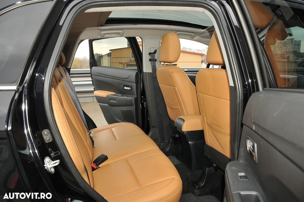 Mitsubishi ASX 1.6 DI-D 4WD Top - 13