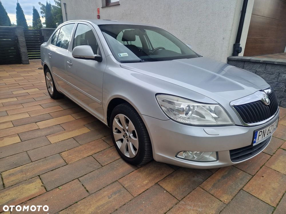 Skoda Octavia 1.6 Elegance - 11