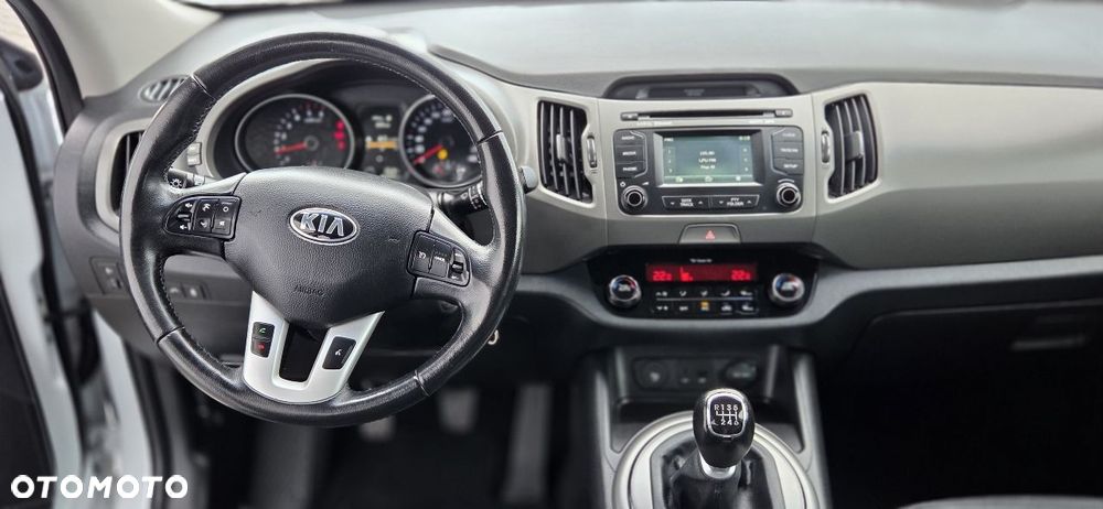 Kia Sportage 1.7 CRDI 2WD ISG Dream-Team Edition - 27