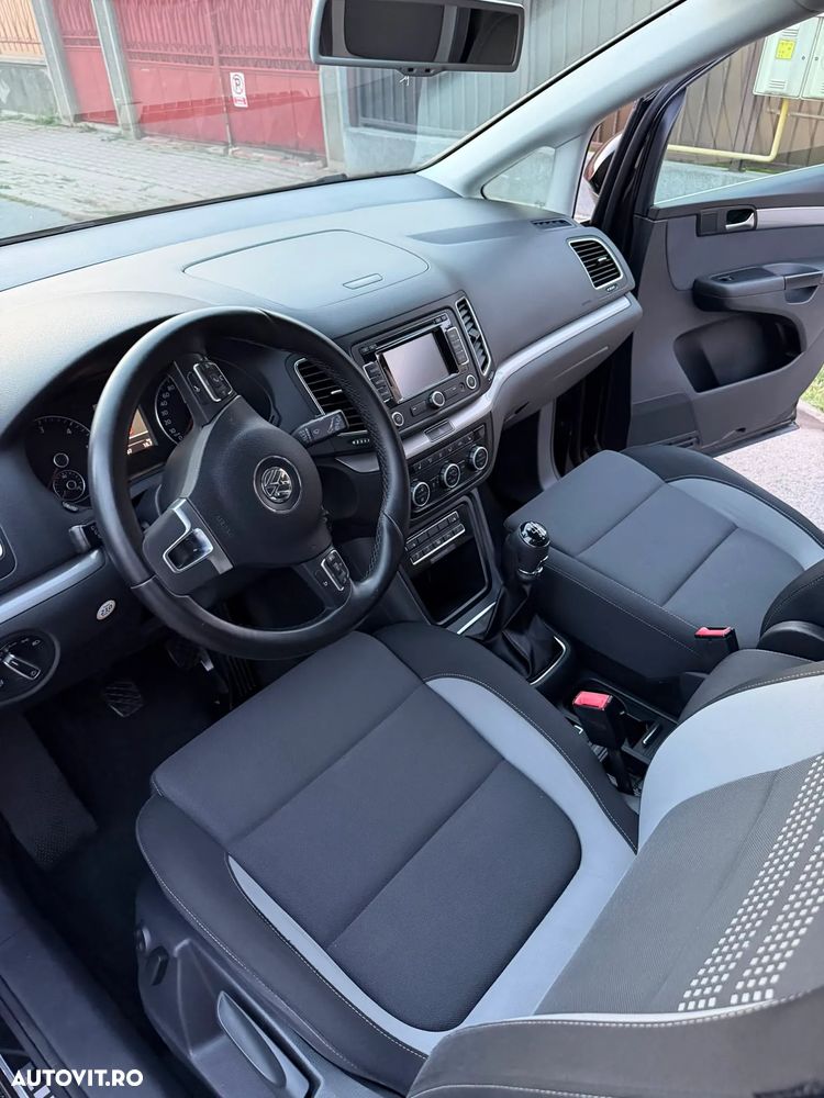 Volkswagen Sharan 2.0 TDI BlueMotion Technology Highline - 6