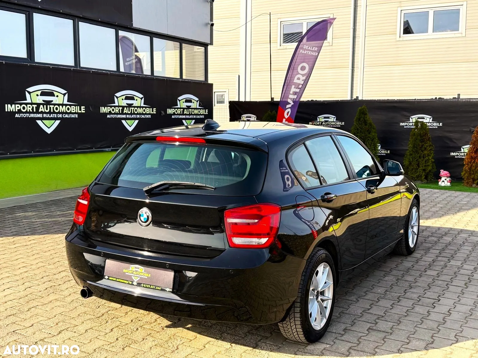 BMW Seria 1 116i - 11