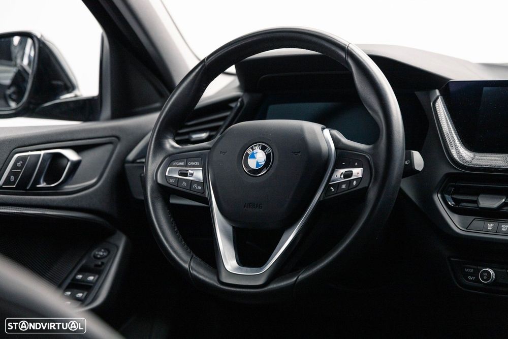 BMW 116 d Line Sport Auto - 24