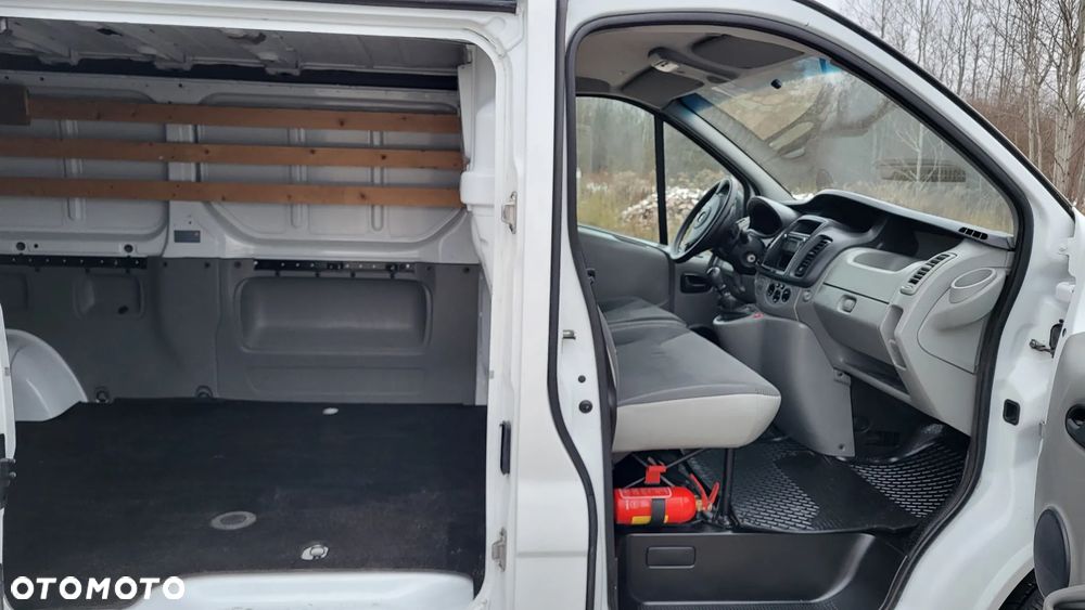 Opel Vivaro - 9