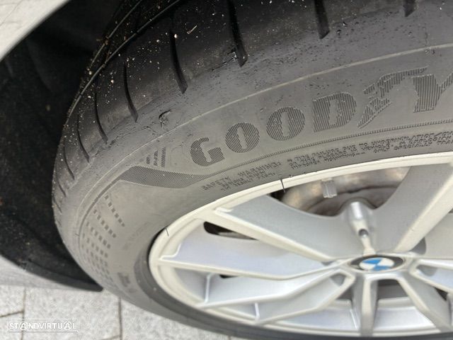 BMW 320 e Line Sport Auto - 11