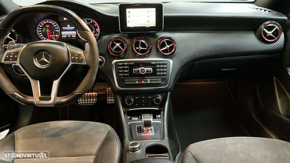 Mercedes-Benz A 45 AMG 4-Matic - 10