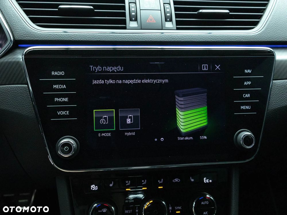 Skoda Superb 1.4 TSI Plug-In Hybrid Sportline DSG - 26