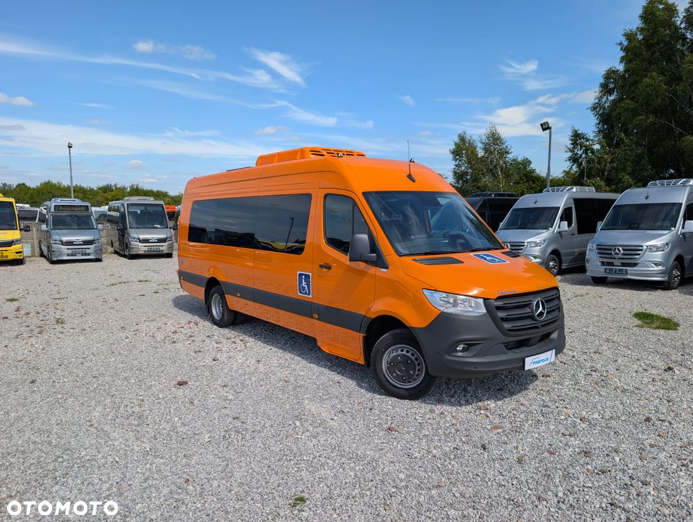 Mercedes-Benz Sprinter 519 - 15