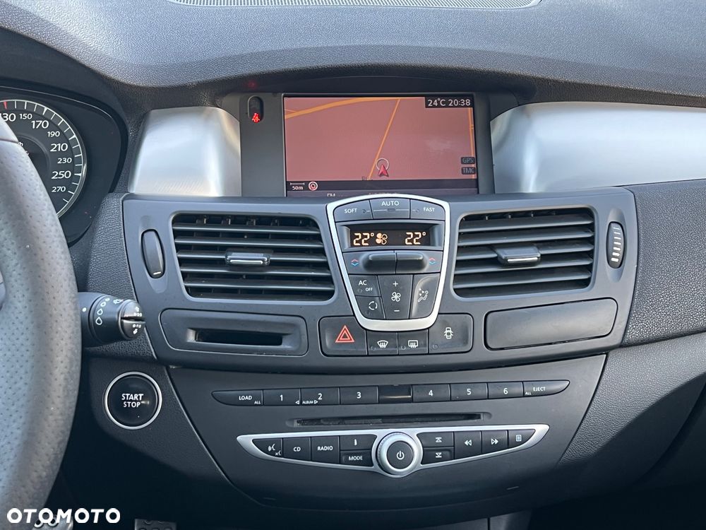 Renault Laguna dCi 180 FAP GT - 22