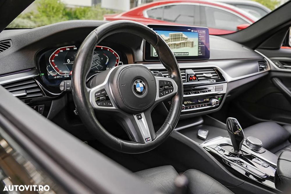 BMW Seria 5 530e Aut. M Sport Edition - 23