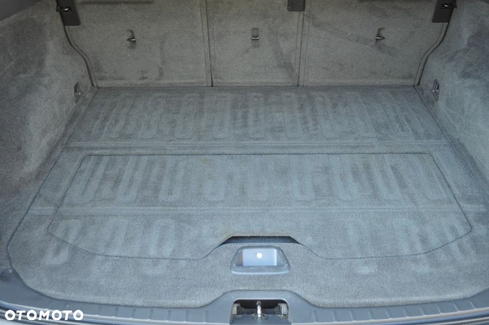 Volvo XC 60 D3 Momentum - 27