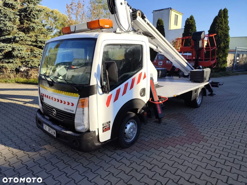 Nissan Cabstar. Podnośnik koszowy. 18m . 12m w bok . Sterowanie hydrauliczne. UDT do 10.2026 - 2