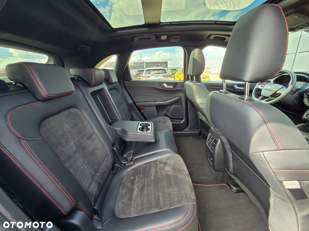 Ford Kuga 2.5P PHEV FWD ST-Line X - 39