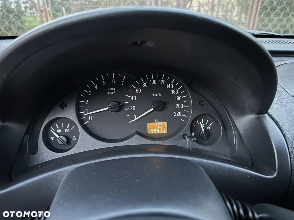 Opel Corsa - 9