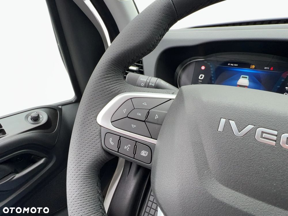 Iveco Daily 35C18H 3.0 Diesel 180KM Kontener + Winda dostępny "od ręki" - 20