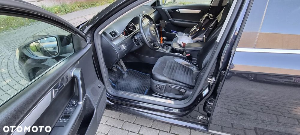 Volkswagen Passat 2.0 TDI Comfortline - 1