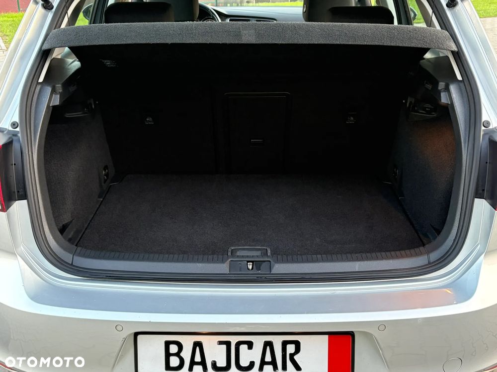 Volkswagen Golf 1.2 TSI BlueMotion Technology Comfortline - 11